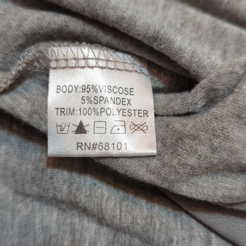 Belldini Women's Gray 3/4 Sleeve Tunic w/Raw Sheer Hem Size 2X Stud Front - Picture 7 of 8